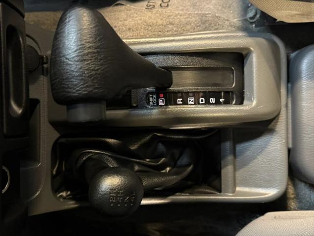 2001 Nissan Frontier SE-V6