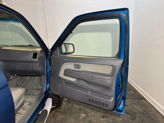 2001 Nissan Frontier SE-V6