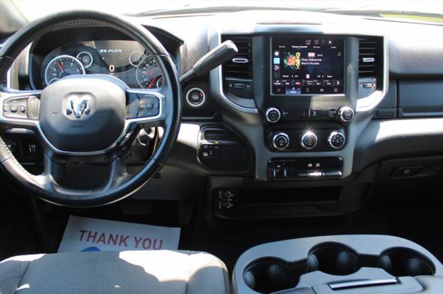2024 Ram 3500 Big Horn Crew Cab 4x4 8' Box