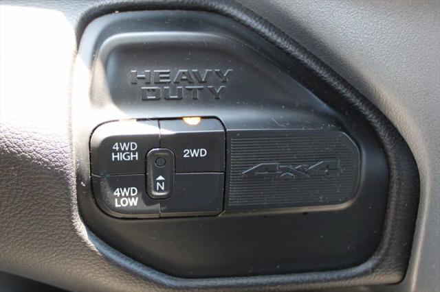 2024 Ram 3500 Big Horn Crew Cab 4x4 8' Box