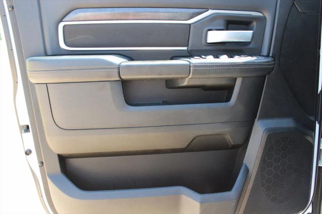 2024 Ram 3500 Big Horn Crew Cab 4x4 8' Box