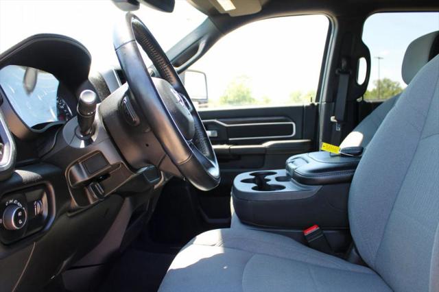 2024 Ram 3500 Big Horn Crew Cab 4x4 8' Box