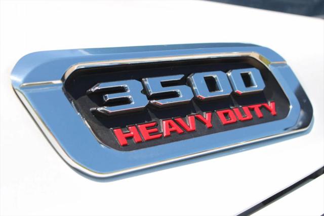 2024 Ram 3500 Big Horn Crew Cab 4x4 8' Box