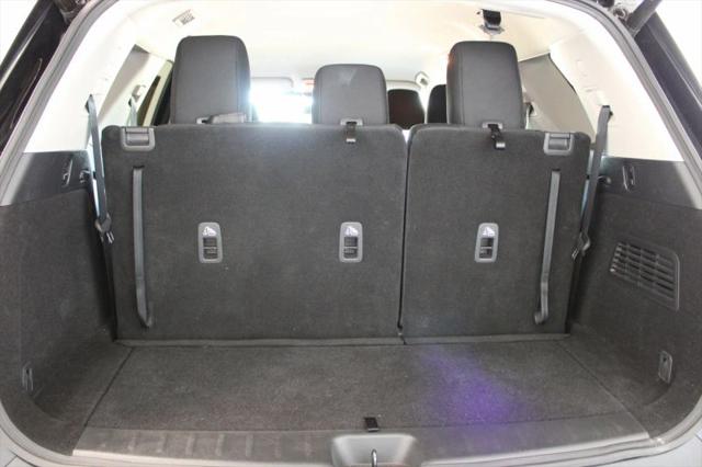 2025 Nissan Pathfinder SV FWD