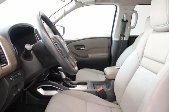 2022 Nissan Frontier Crew Cab SV 4x2