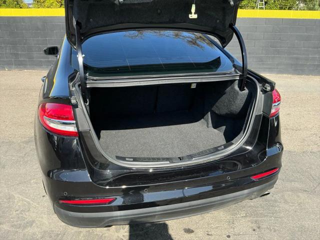 2020 Ford Fusion SE