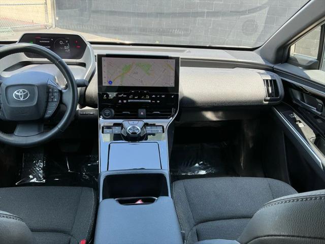 2025 Toyota bZ4X XLE