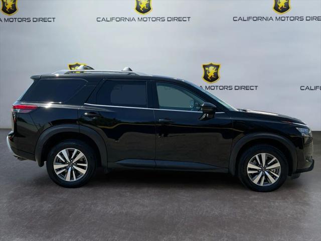 2025 Nissan Pathfinder SL FWD