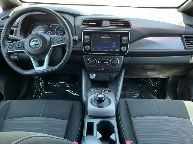 2025 Nissan LEAF S