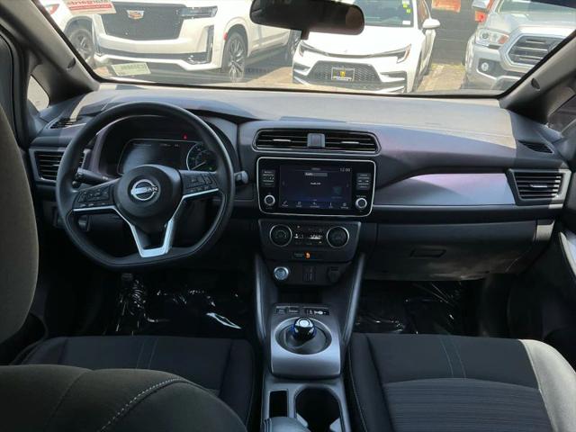 2025 Nissan LEAF S