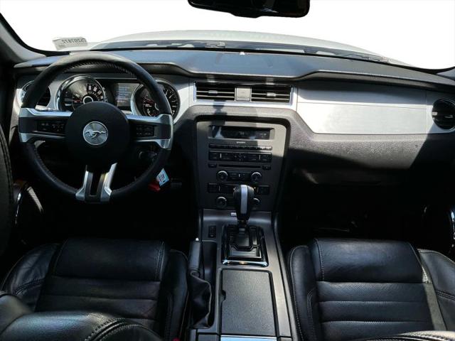 2014 Ford Mustang V6 Premium