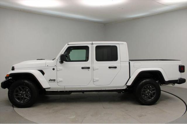 2026 Jeep Gladiator Sport S