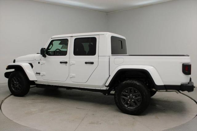 2026 Jeep Gladiator Sport S