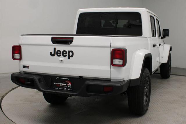 2026 Jeep Gladiator Sport S