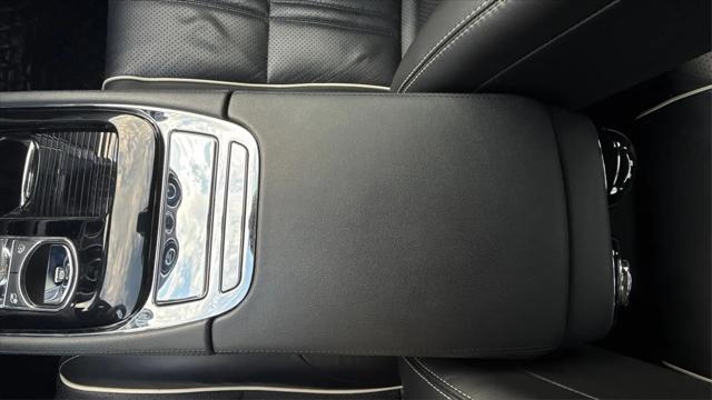 2016 Jaguar XJ R-Sport