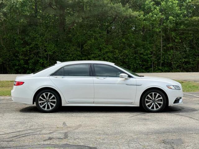 2018 Lincoln Continental Premiere