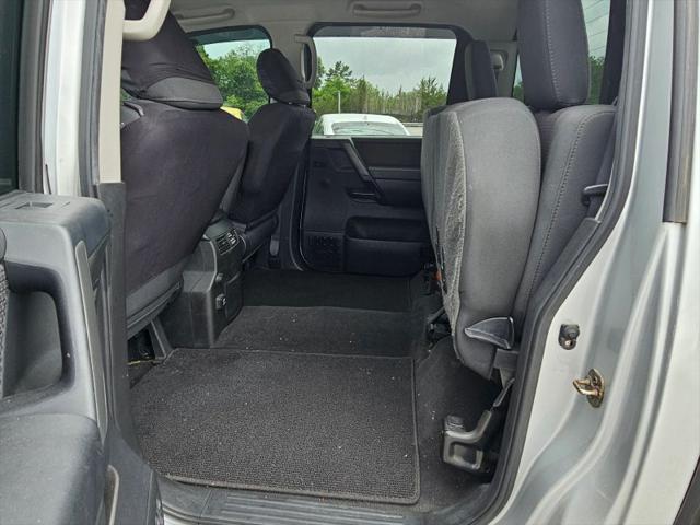 2013 Nissan Titan SV