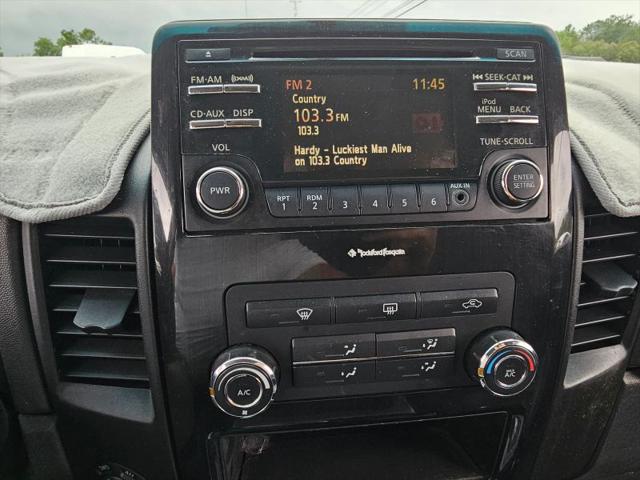 2013 Nissan Titan SV