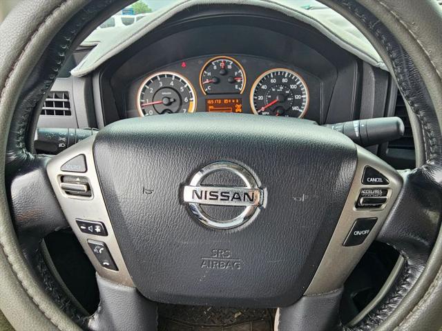 2013 Nissan Titan SV