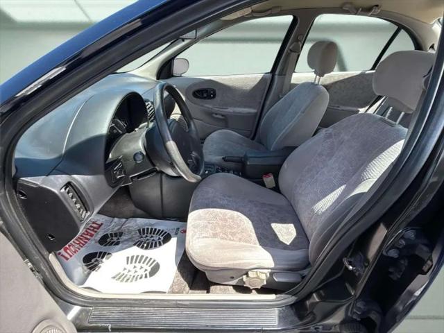 1999 Saturn SL SL2