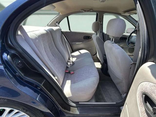 1999 Saturn SL SL2