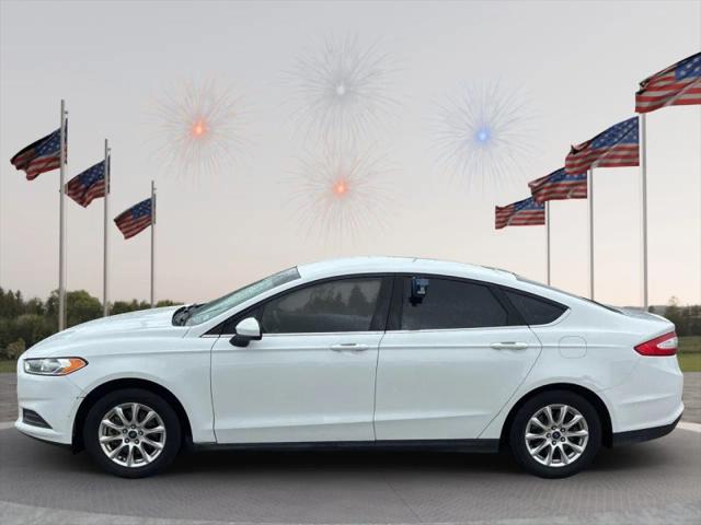 2016 Ford Fusion S