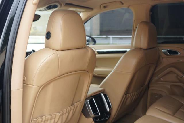 2012 Porsche Cayenne S