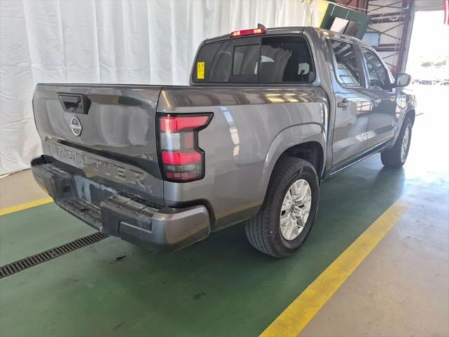 2022 Nissan Frontier Crew Cab SV 4x2