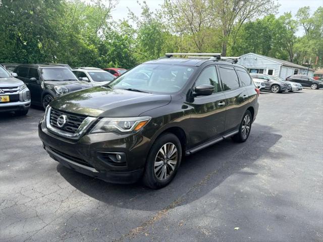 2017 Nissan Pathfinder SV for sale in Batavia, IL