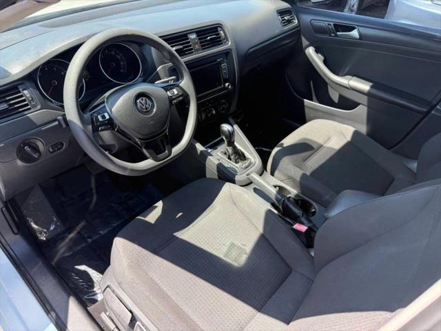 2015 Volkswagen Jetta 2.0L S