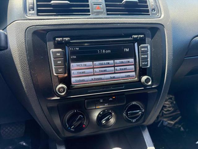 2015 Volkswagen Jetta 2.0L S