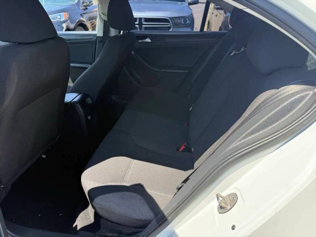 2015 Volkswagen Jetta 2.0L S