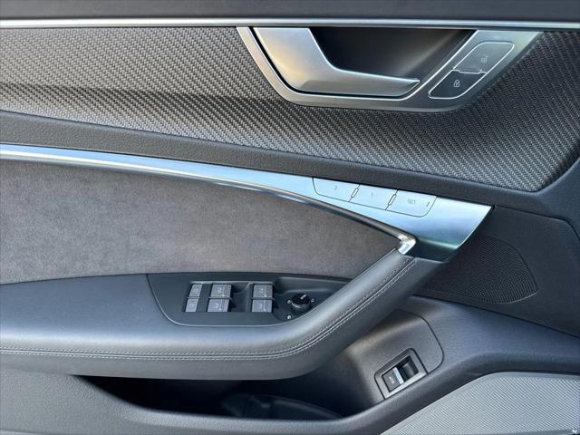 2025 Audi RS 6 Avant Performance quattro tiptronic