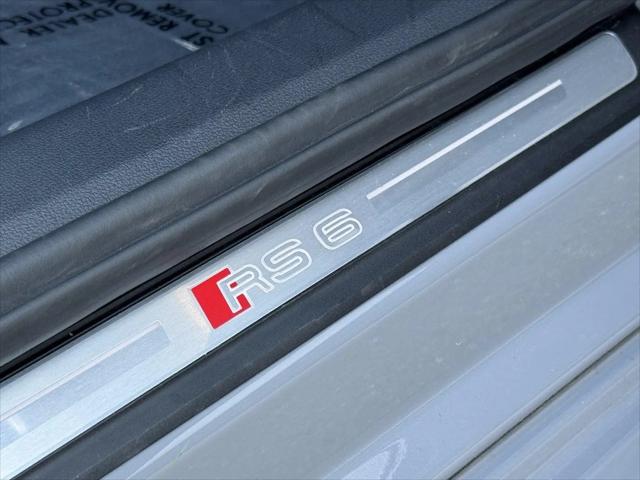 2025 Audi RS 6 Avant Performance quattro tiptronic