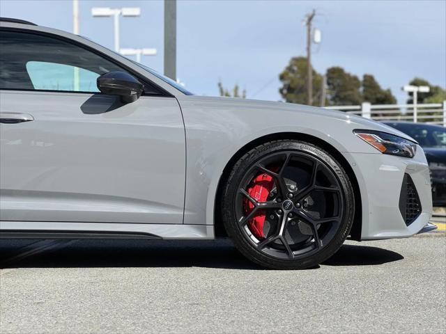 2025 Audi RS 6 Avant Performance quattro tiptronic