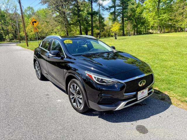 2019 INFINITI QX30 LUXE