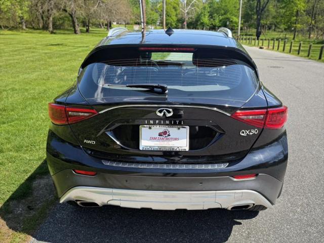 2019 INFINITI QX30 LUXE