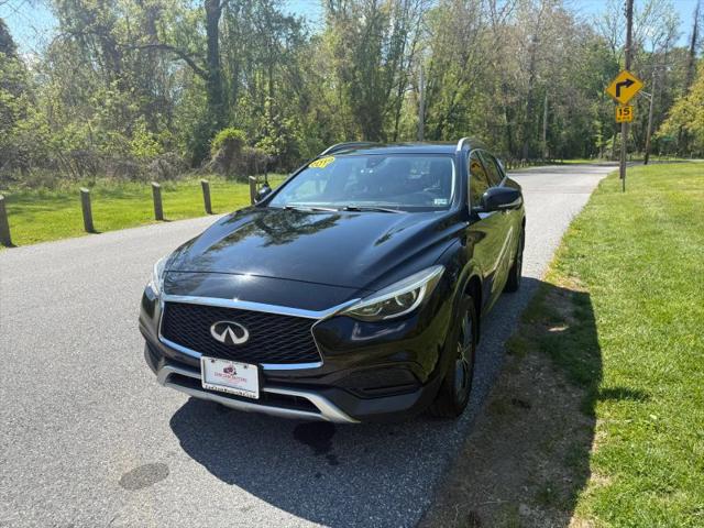 2019 INFINITI QX30 LUXE