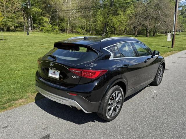 2019 INFINITI QX30 LUXE