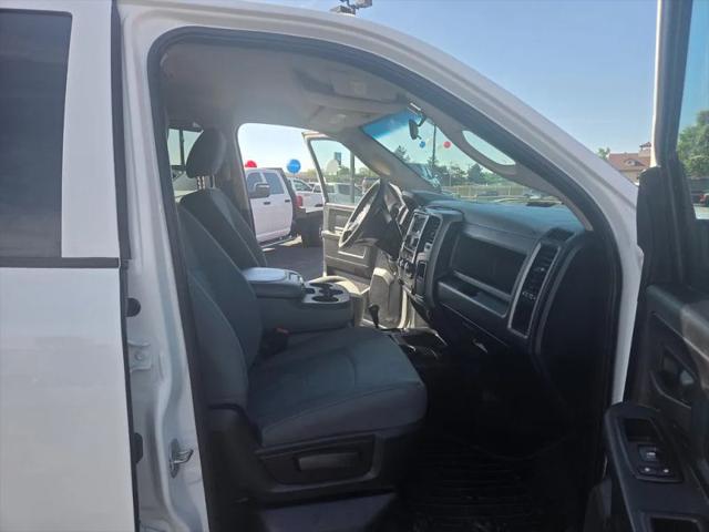 2017 Ram 3500 Tradesman Crew Cab 4x4 8' Box