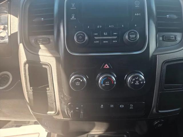2017 Ram 3500 Tradesman Crew Cab 4x4 8' Box