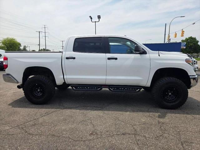 2018 Toyota Tundra SR5 5.7L V8