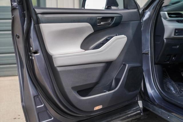 2020 Toyota Highlander Hybrid LE