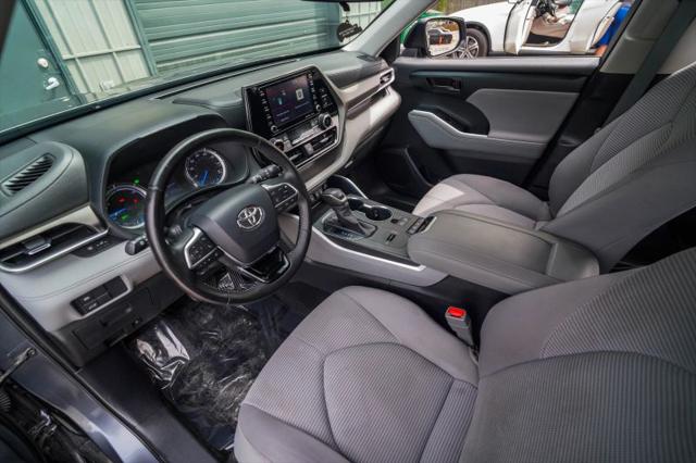 2020 Toyota Highlander Hybrid LE