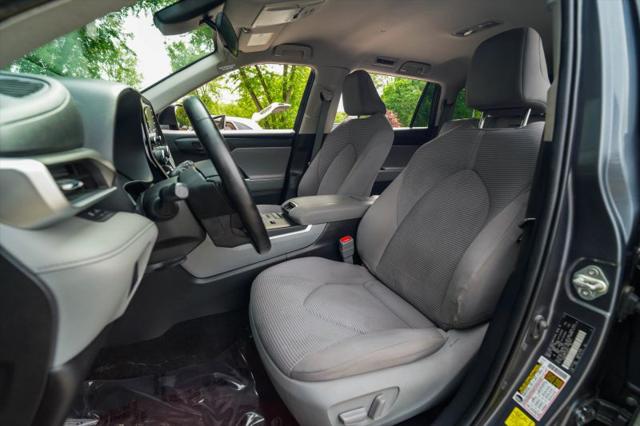2020 Toyota Highlander Hybrid LE