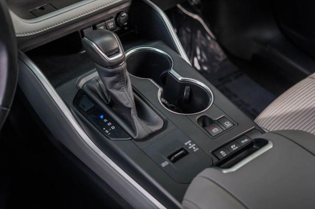 2020 Toyota Highlander Hybrid LE