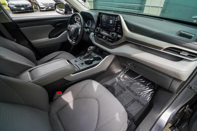 2020 Toyota Highlander Hybrid LE