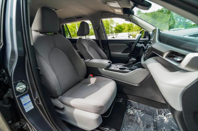 2020 Toyota Highlander Hybrid LE