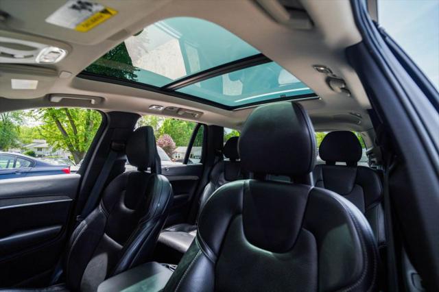 2021 Volvo XC90 Recharge T8 Inscription 7 Passenger