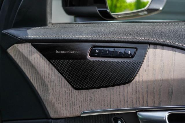 2021 Volvo XC90 Recharge T8 Inscription 7 Passenger